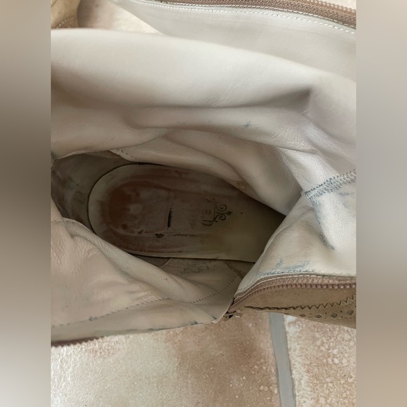 Lulu Guiness tan,suede, embroidered knee boots, leather sole/interior; 40 1/2 - Picture 5 of 14